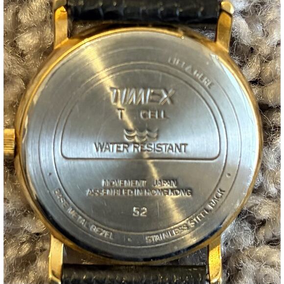 VTG Timex T Cell Quartz Gold Case Black Leather Band Water Resistant Watch WMN main image 4